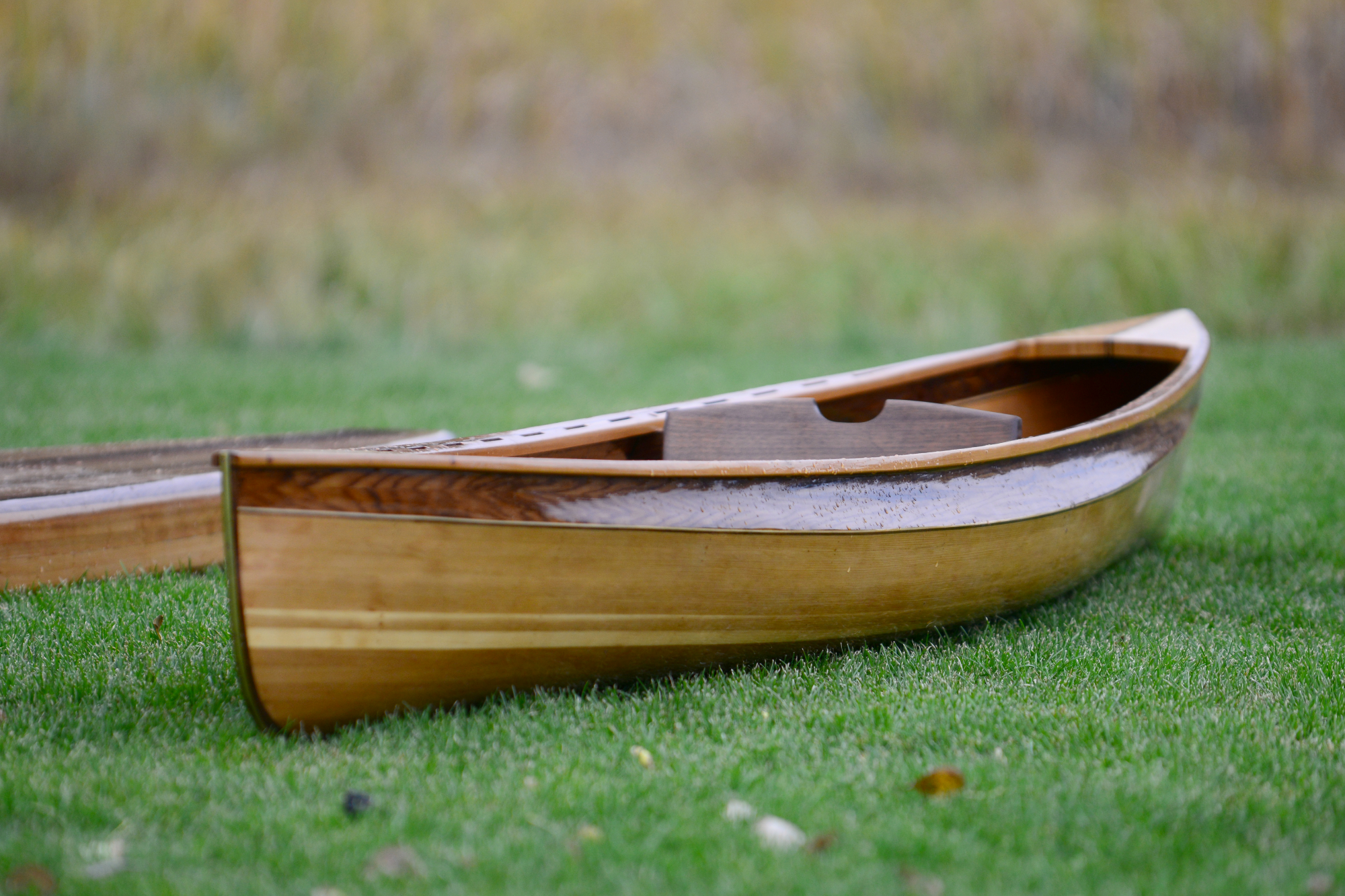 Nymph canoe 12'